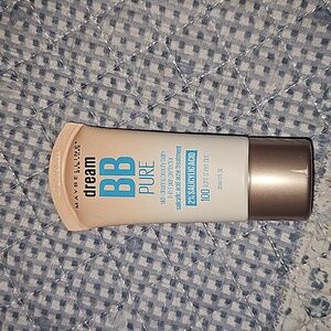 BB CREAM